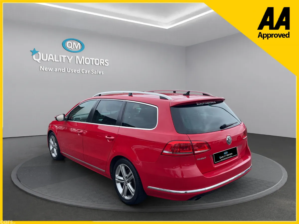 Volkswagen Passat Estate, Petrol, 2015, Red