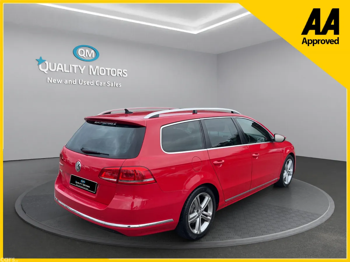 Volkswagen Passat Estate, Petrol, 2015, Red