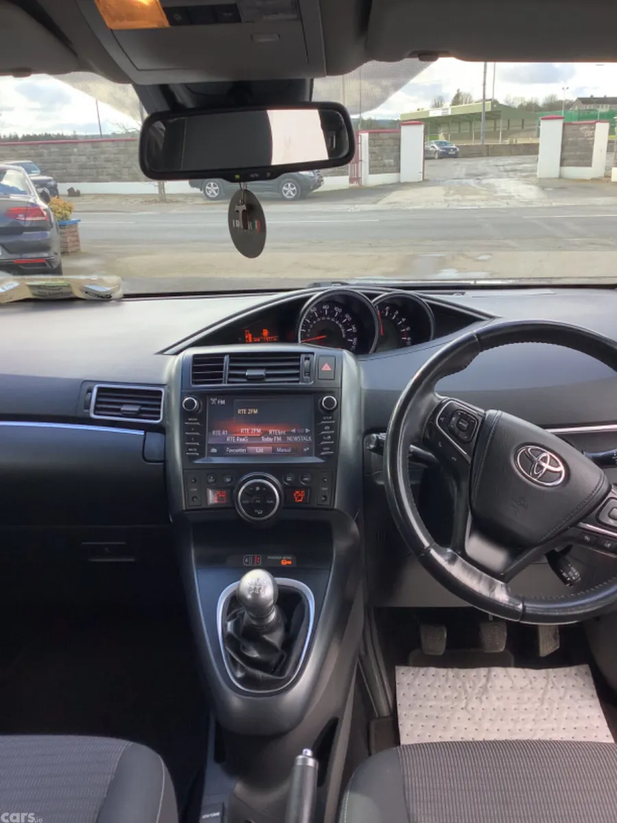Toyota Verso MPV, Diesel, 2017, Red