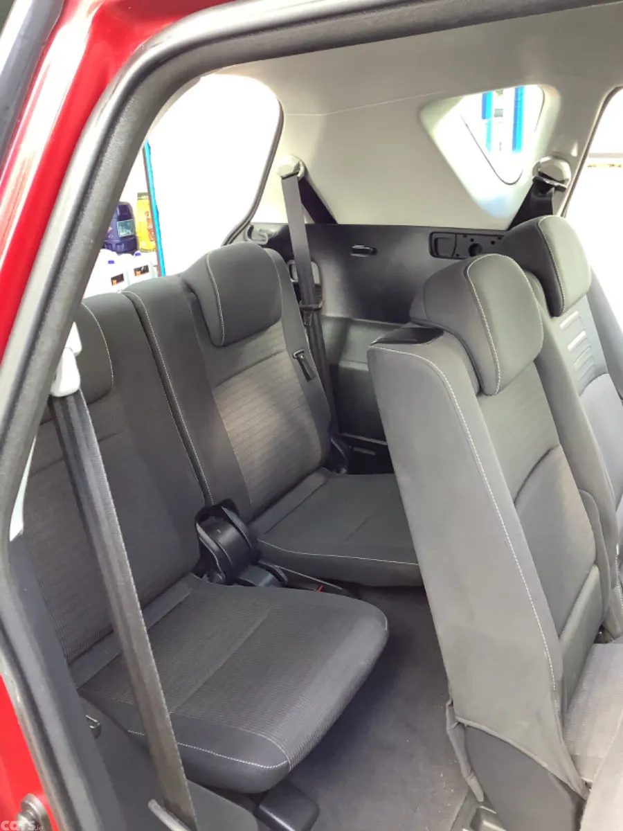 Toyota Verso MPV, Diesel, 2017, Red