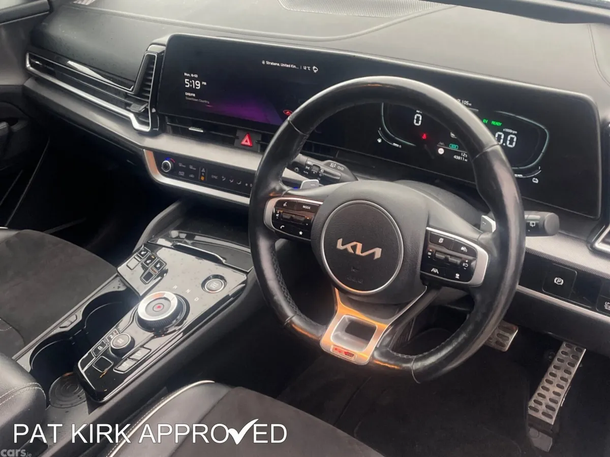 Kia Sportage Estate, Petrol Hybrid, 2023, White