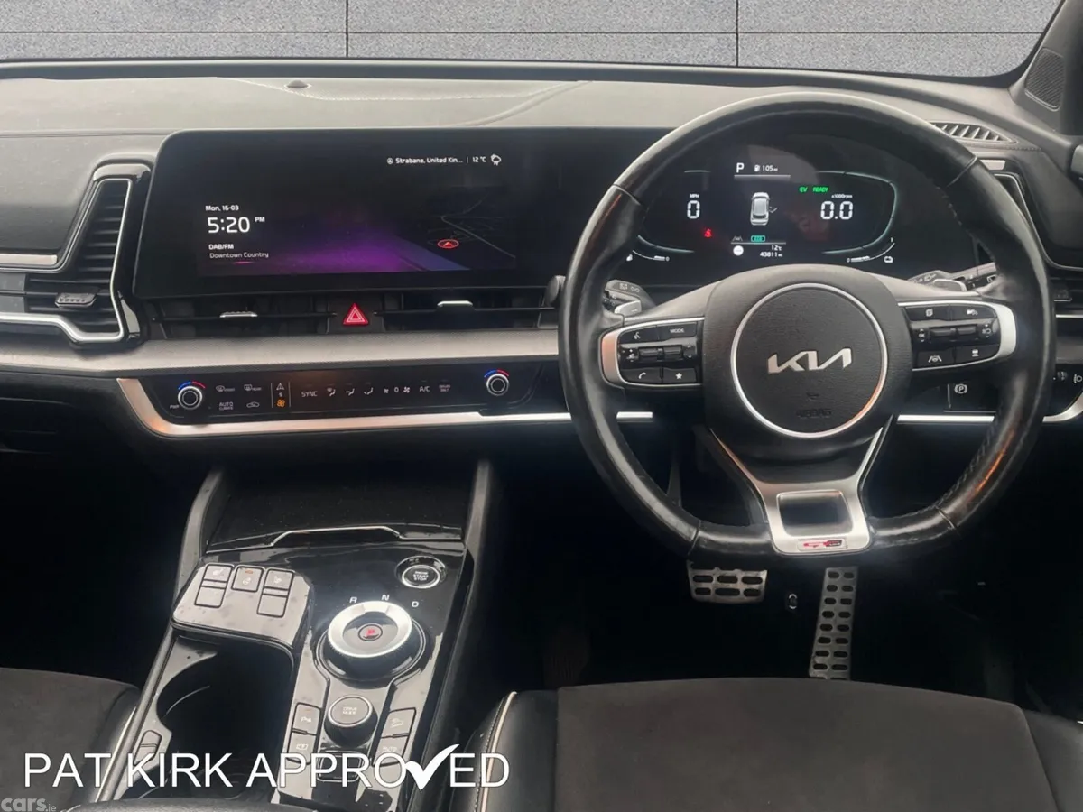 Kia Sportage Estate, Petrol Hybrid, 2023, White