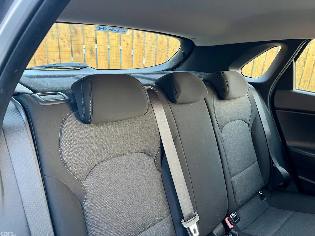 Hyundai i30 Hatchback, Diesel Hybrid, 2021, Silver