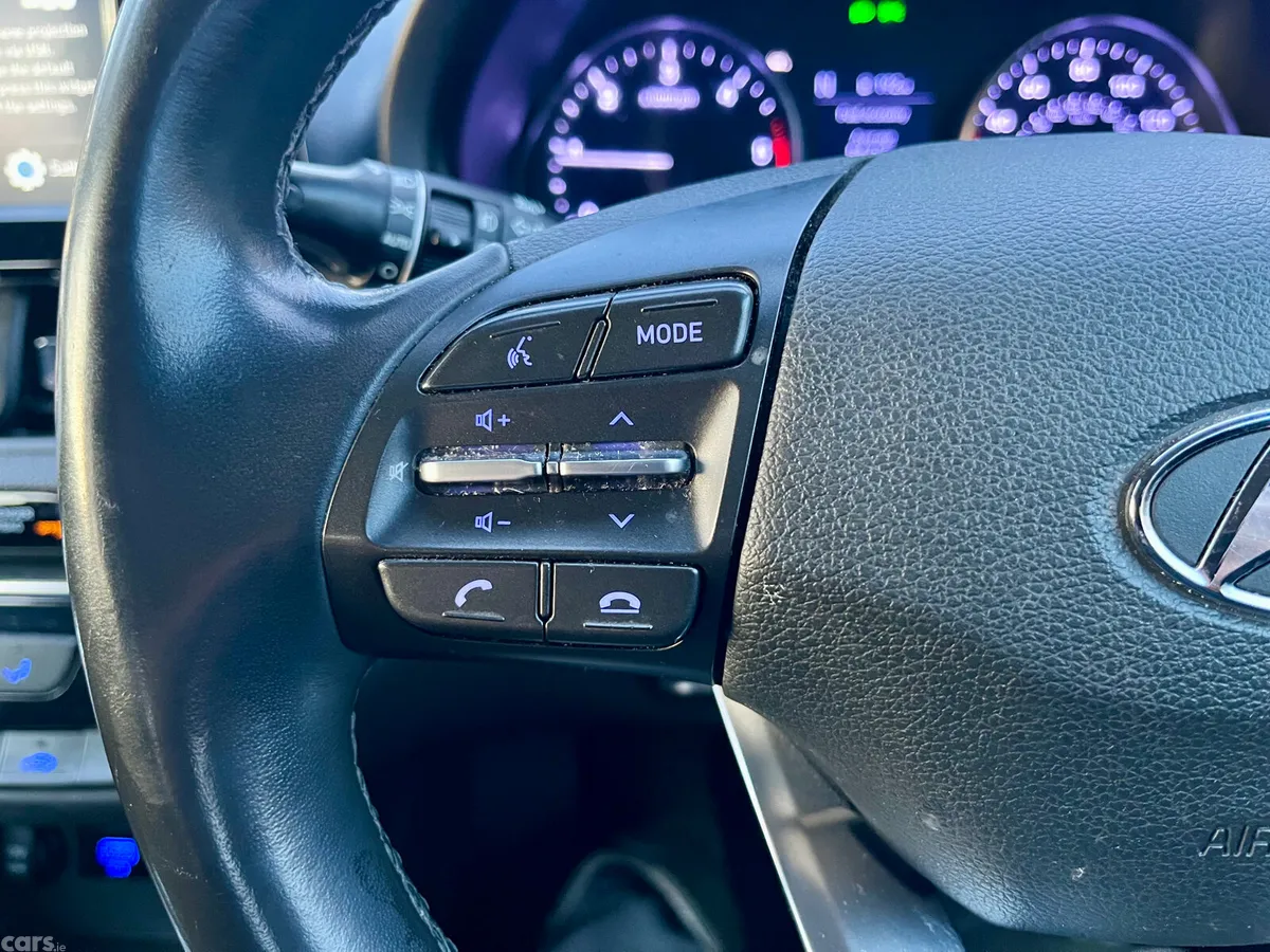 Hyundai i30 Hatchback, Diesel Hybrid, 2021, Silver