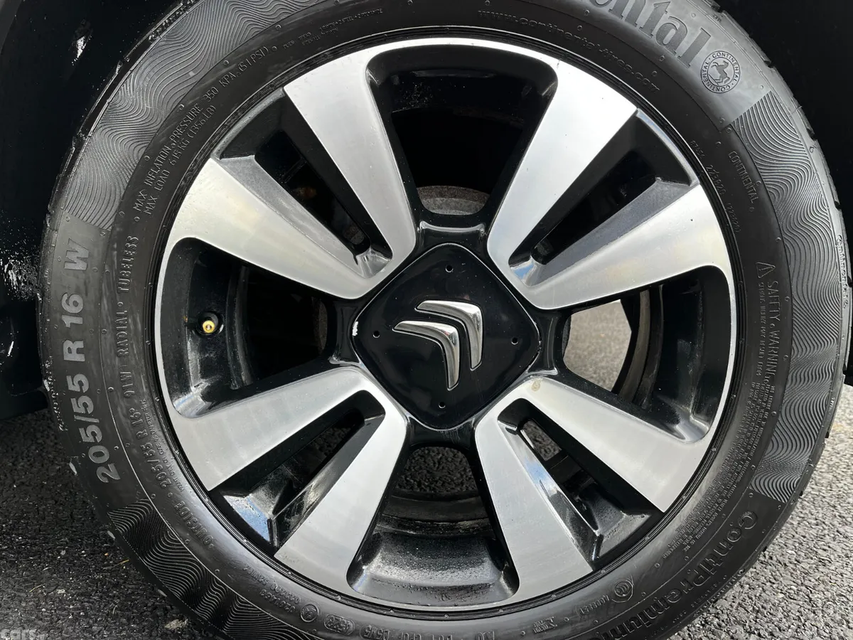 Citroen C3 Hatchback, Petrol, 2019, White