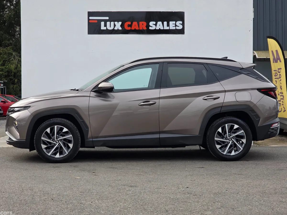 Hyundai Tucson SUV, Diesel, 2022, Brown