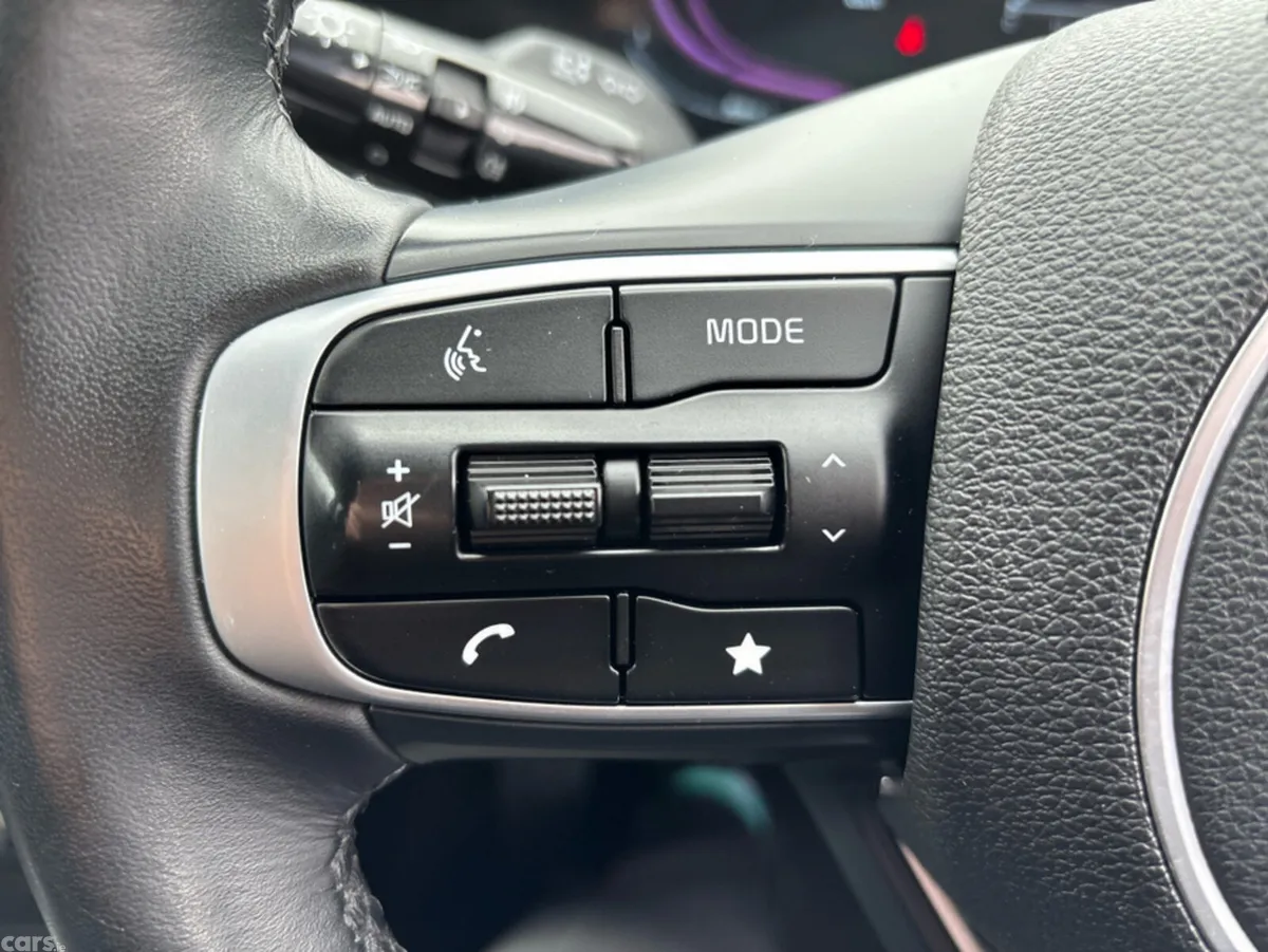 Kia Sportage MPV, Diesel, 2024, White