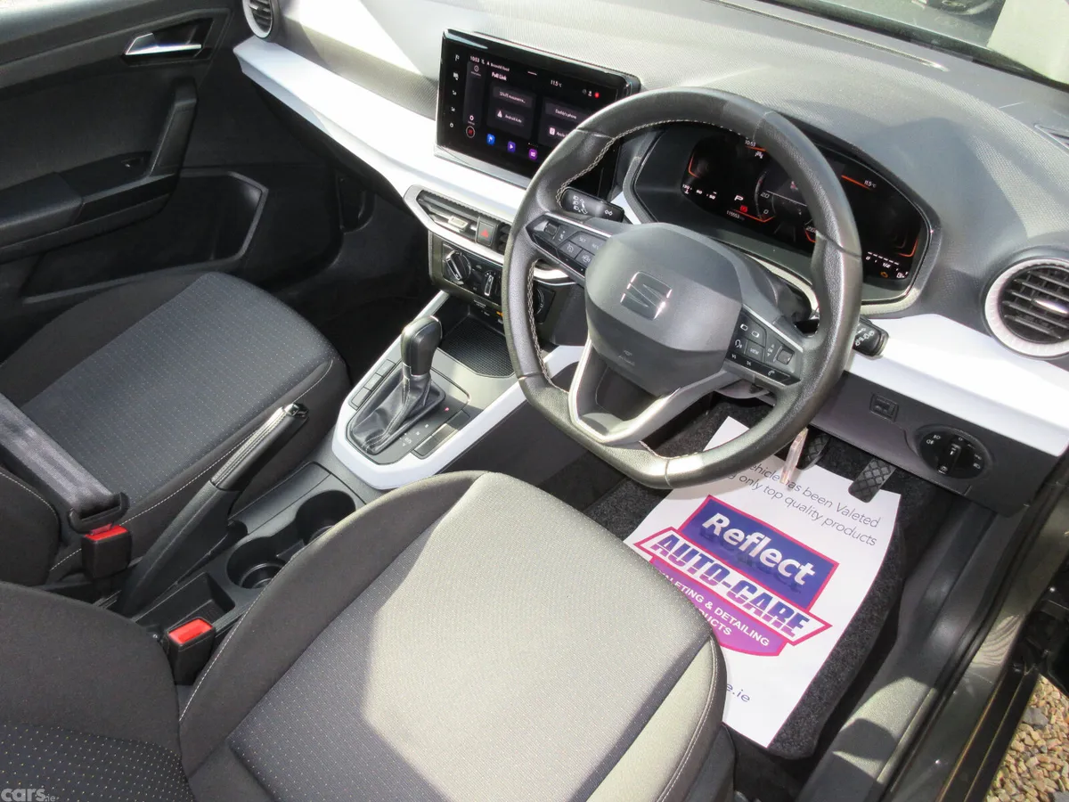 SEAT Arona SUV, Petrol, 2023, Green