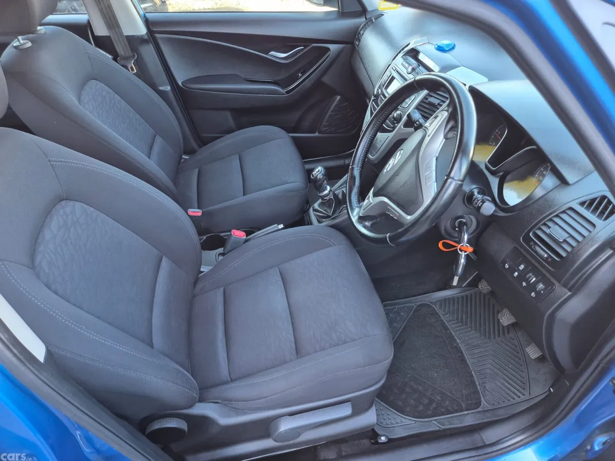 Hyundai ix20 MPV, Diesel, 2017, Blue