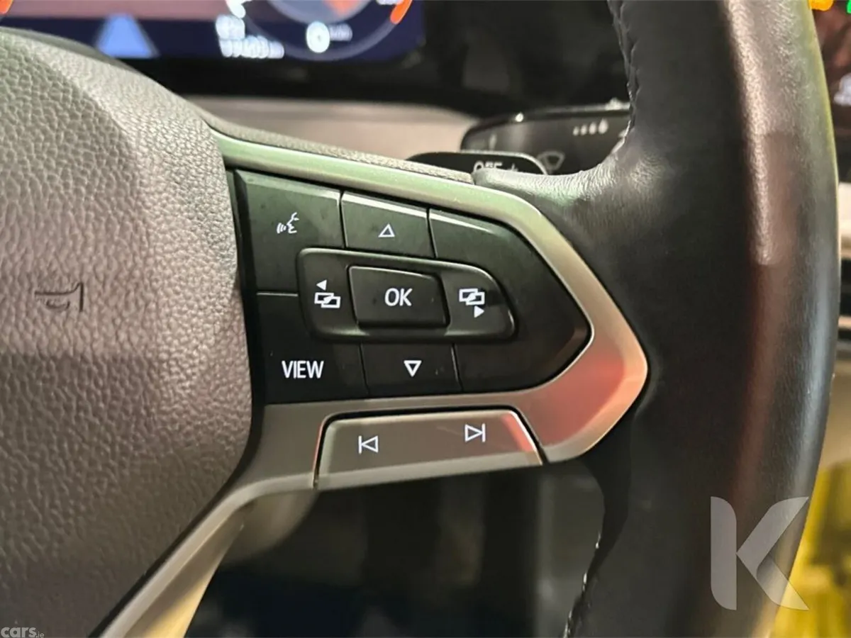 Volkswagen Golf Hatchback, Petrol Hybrid, 2021, Yellow