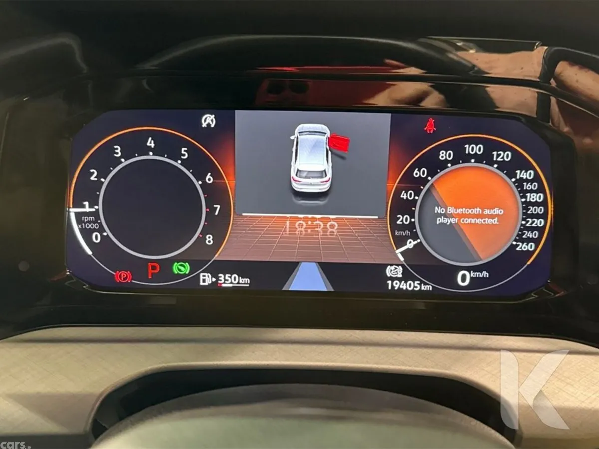 Volkswagen Golf Hatchback, Petrol Hybrid, 2021, Yellow