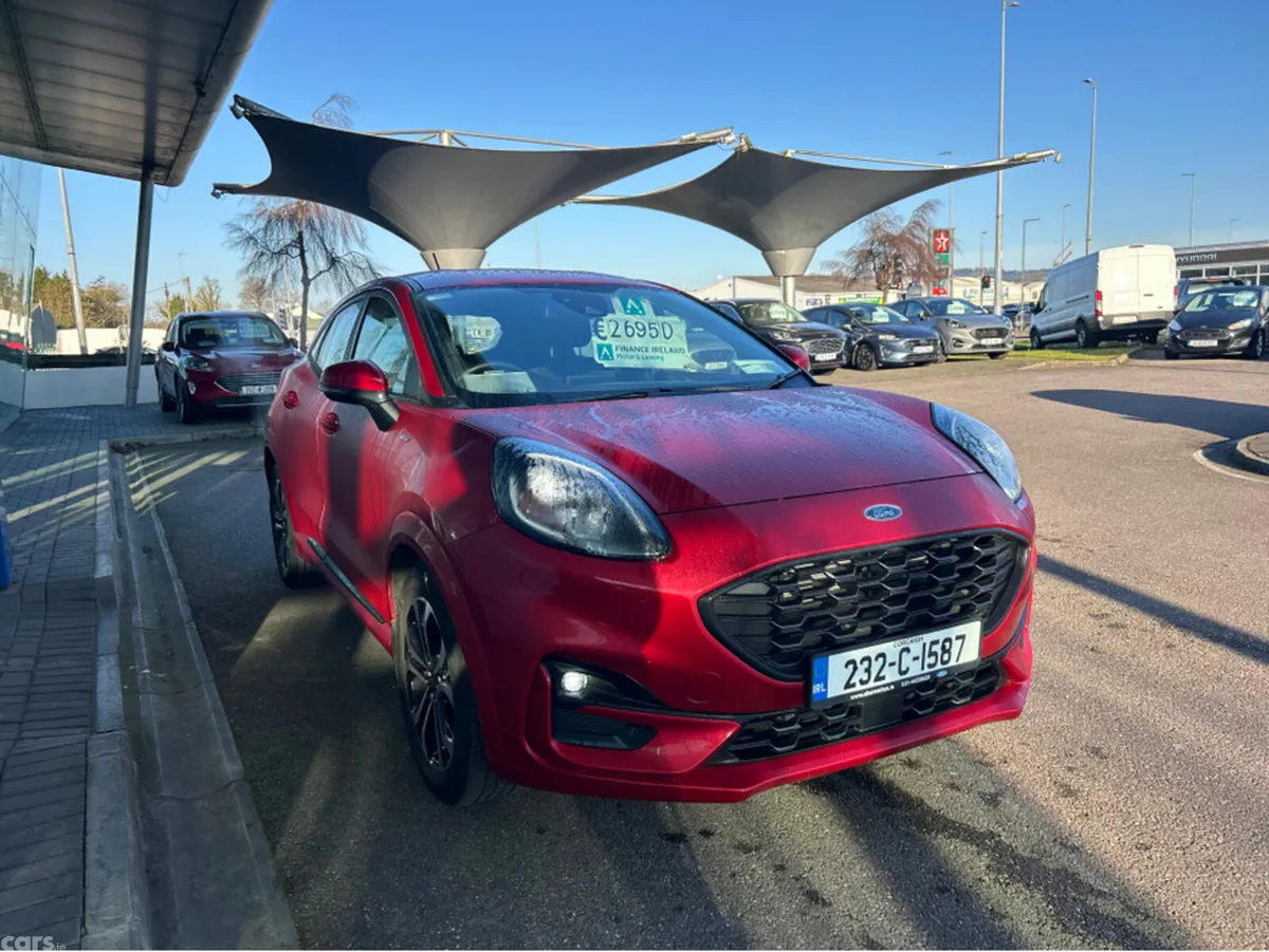 Ford Puma MPV, Petrol Hybrid, 2023, Red
