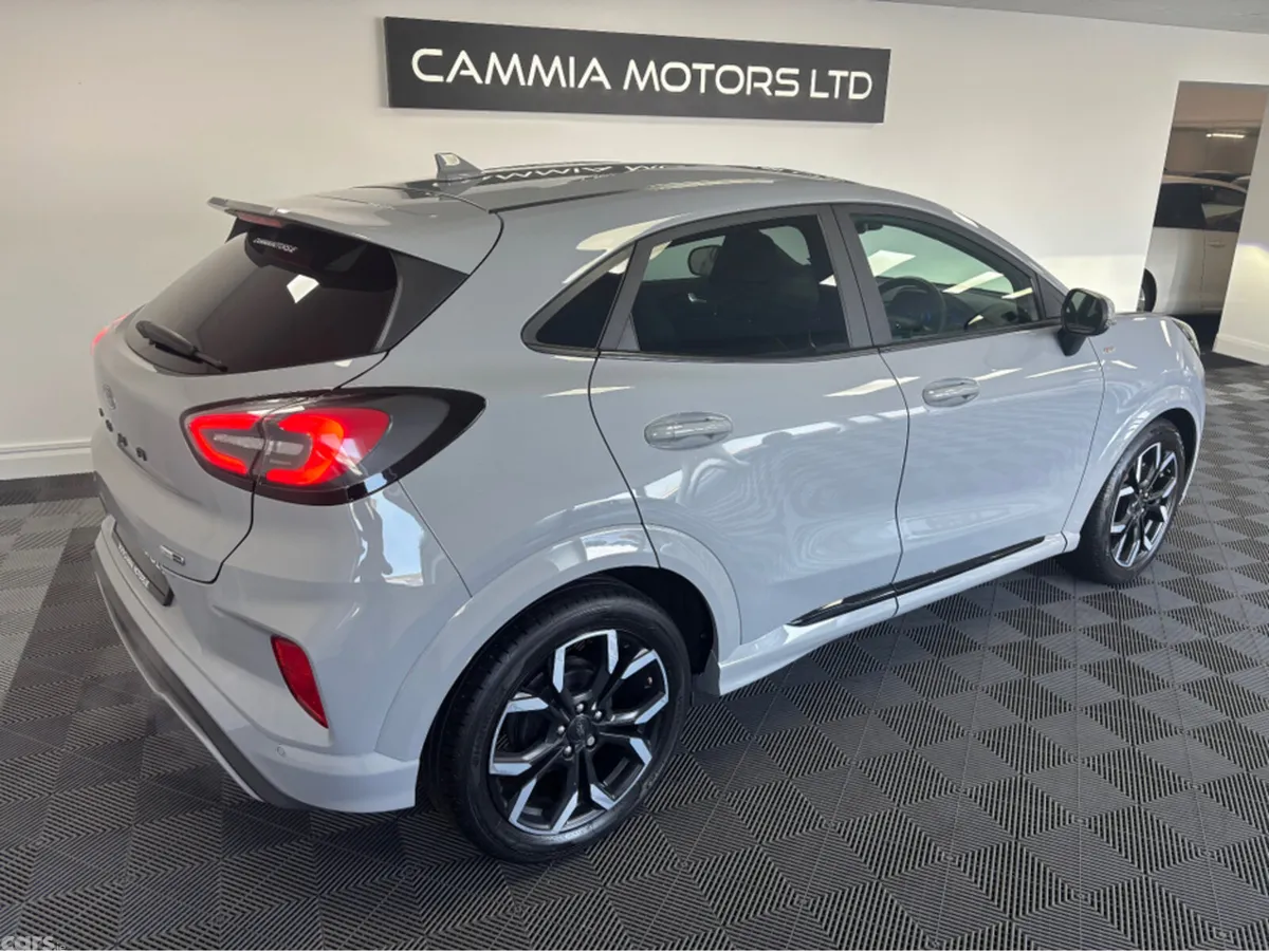 Ford Puma MPV, Petrol, 2021, Grey