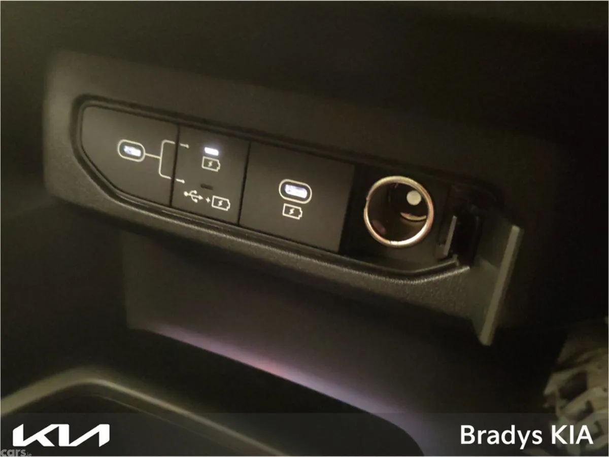 Kia EV4 Hatchback, Electric, 2026, White