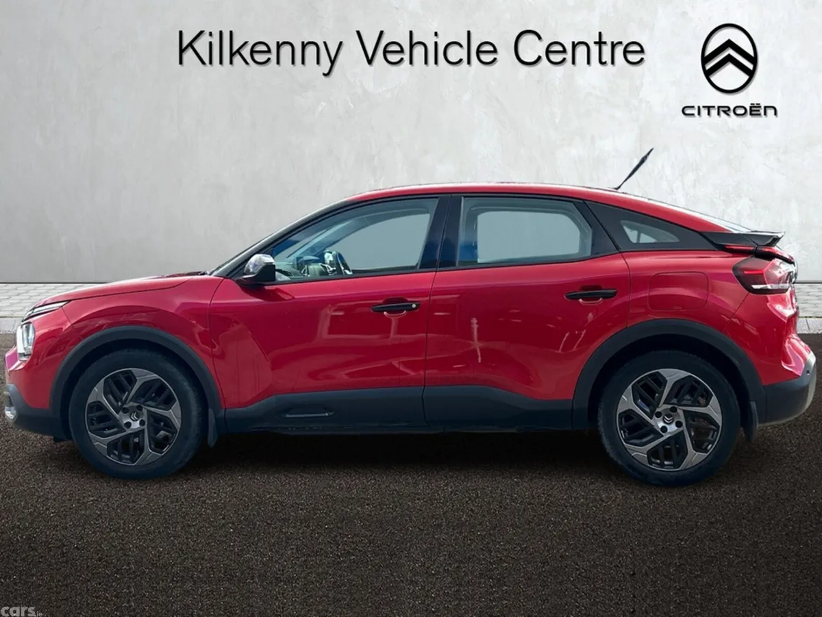 Citroen C4 Hatchback, Petrol, 2022, Red