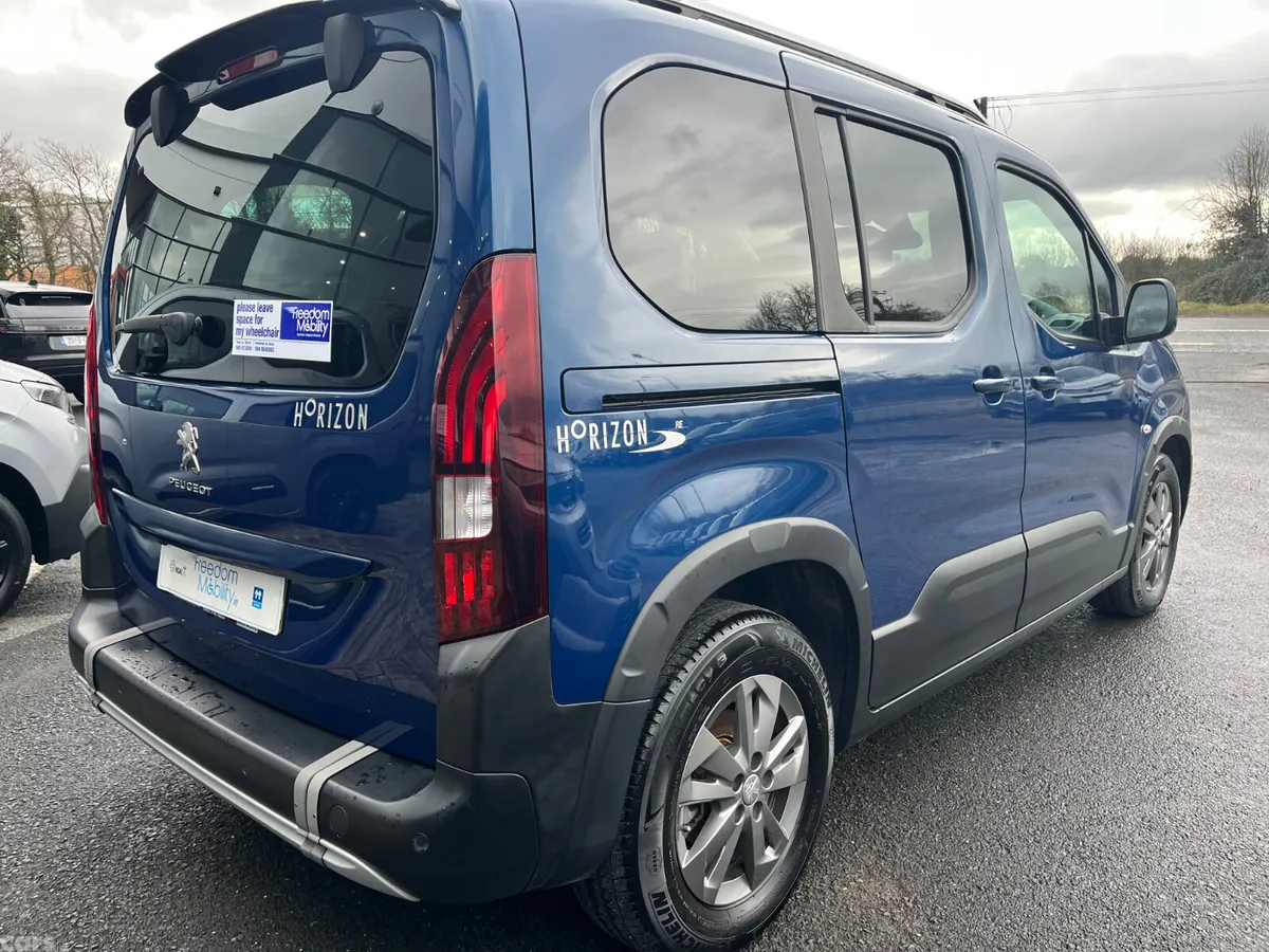 Peugeot Rifter MPV, Diesel, 2022, Blue