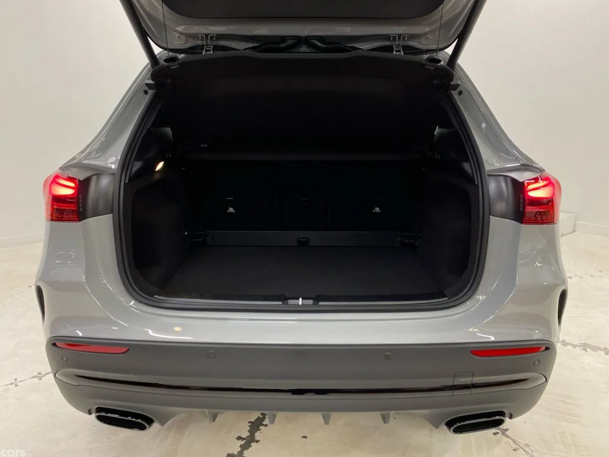 Mercedes-Benz GLA SUV, Petrol, 2026, Grey