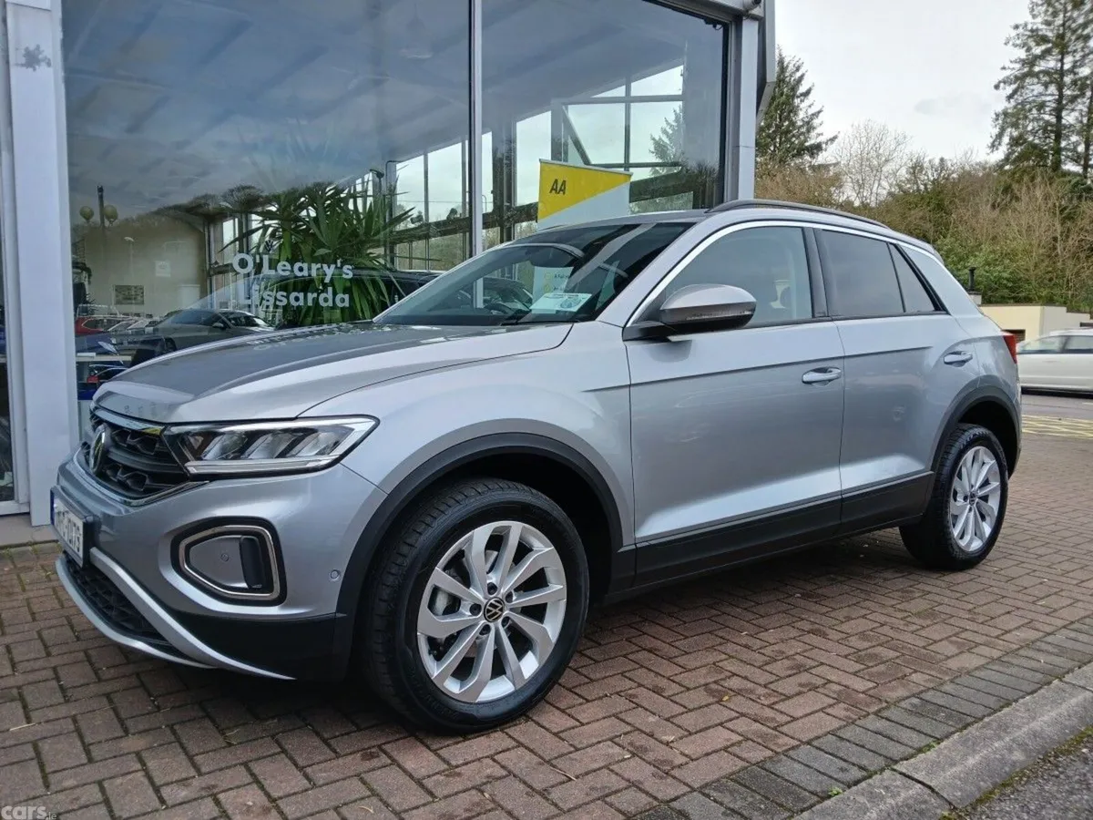 Volkswagen T-Roc SUV, Diesel, 2024, Silver
