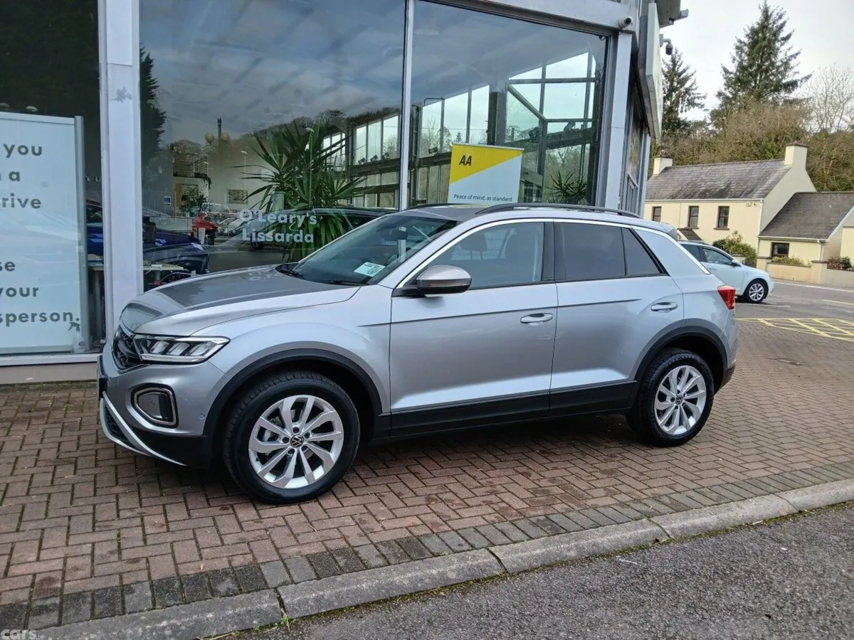 Volkswagen T-Roc SUV, Diesel, 2024, Silver