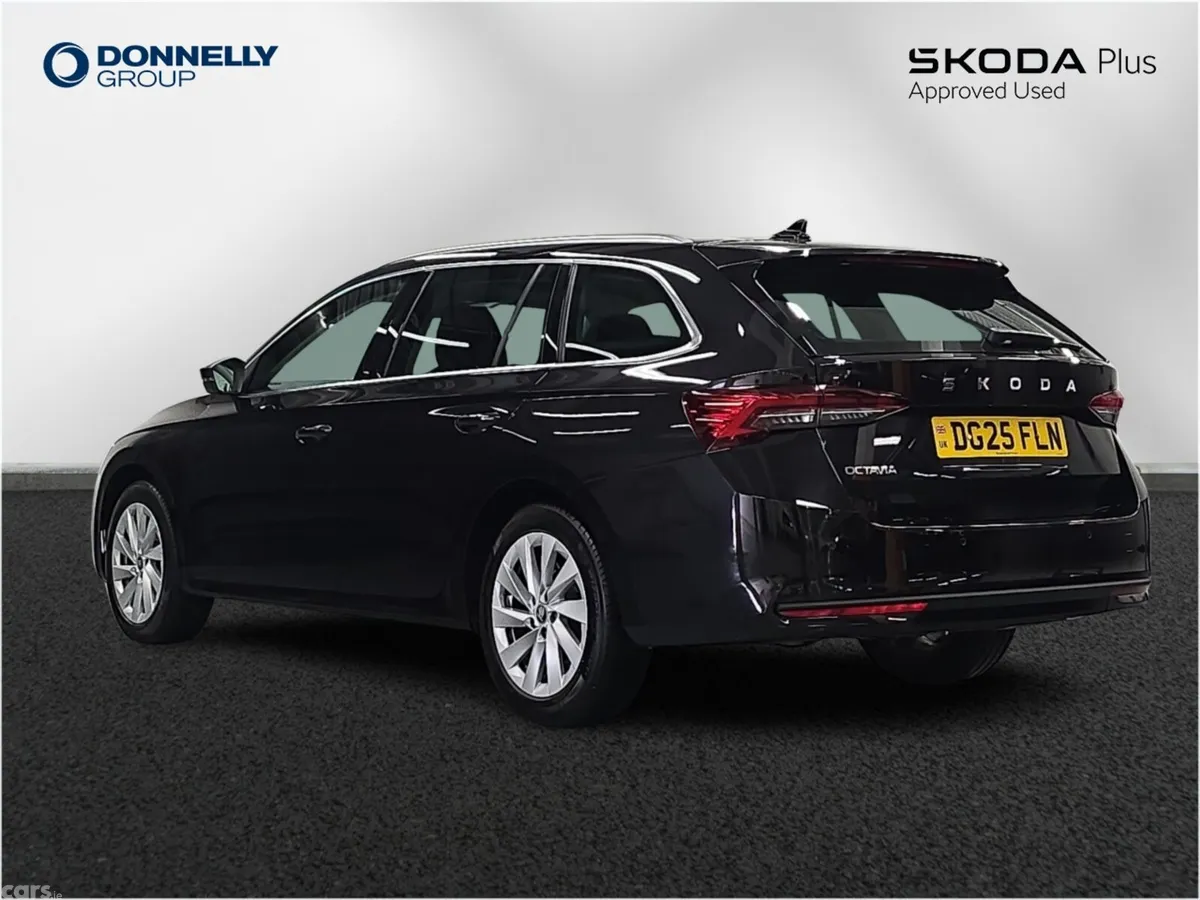 Skoda Octavia Estate, Diesel, 2025, Black