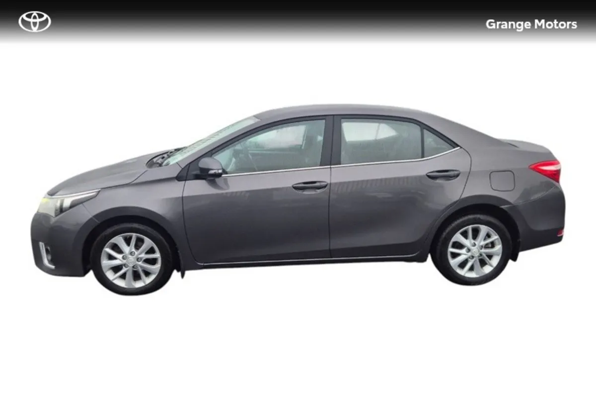Toyota Corolla Saloon, Diesel, 2016, Grey