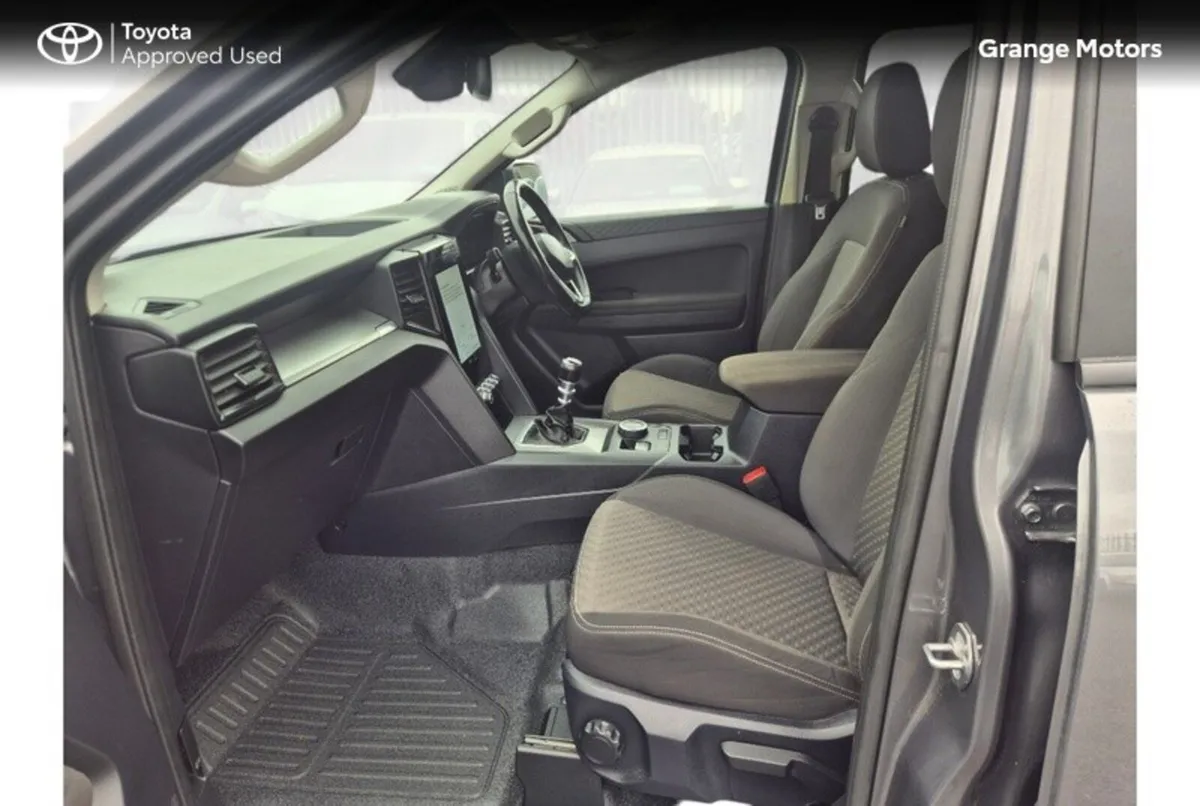 Volkswagen Amarok Crew Cab, Diesel, 2023, Grey