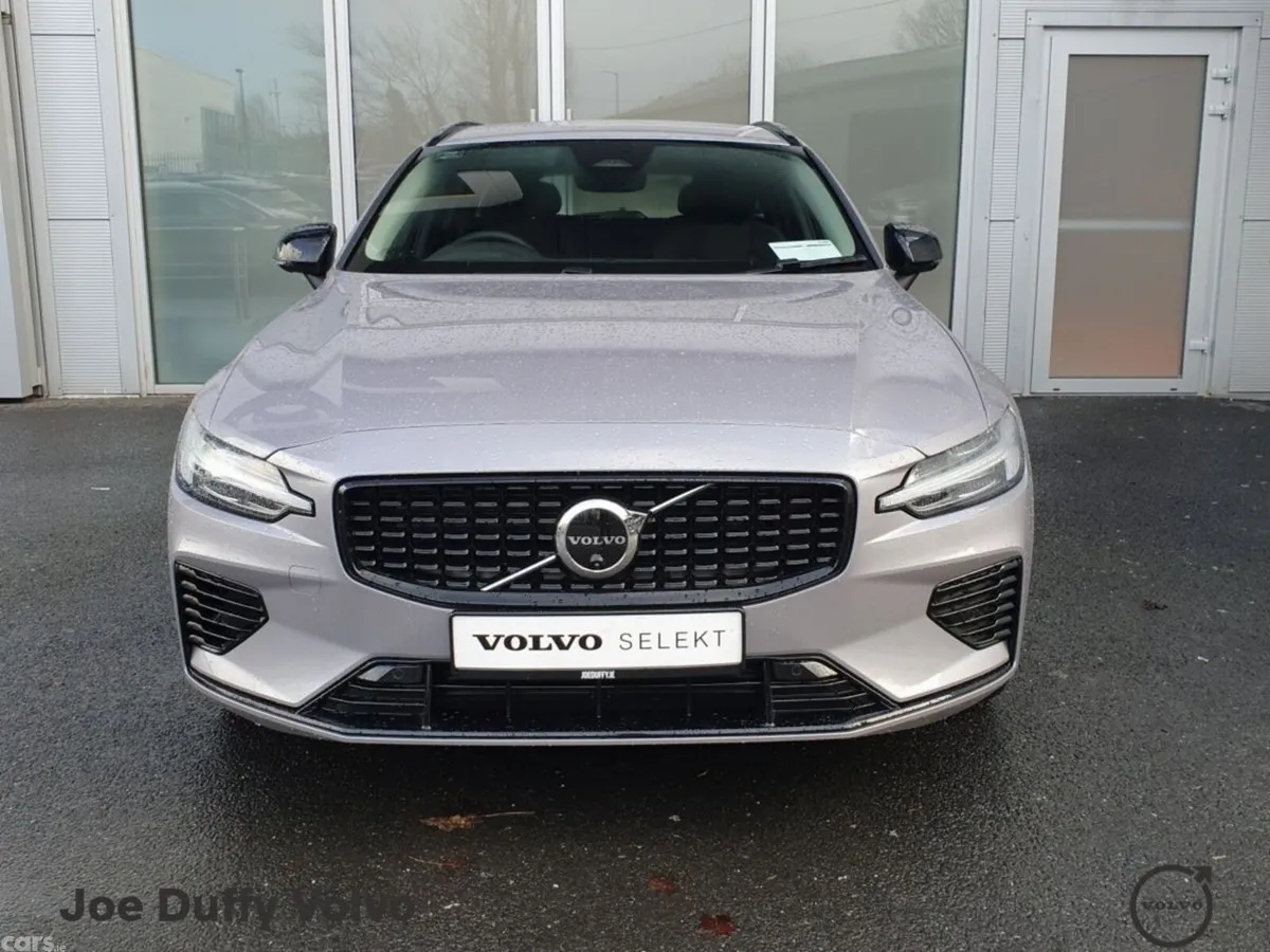 Volvo V60 Estate, Petrol Plug-in Hybrid, 2026, Silver