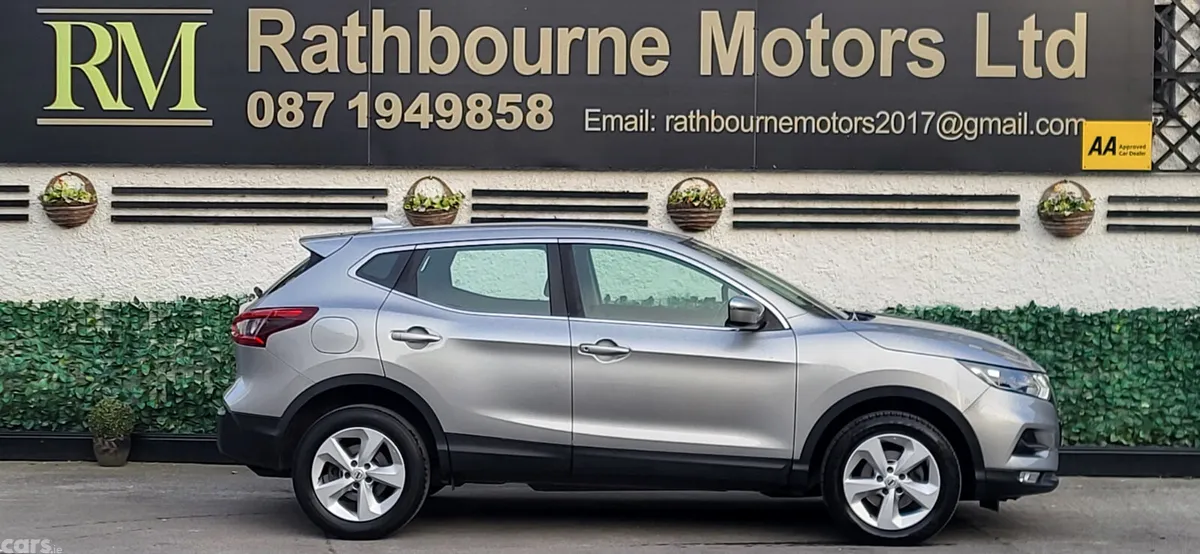 Nissan Qashqai Hatchback, Diesel, 2018, Silver