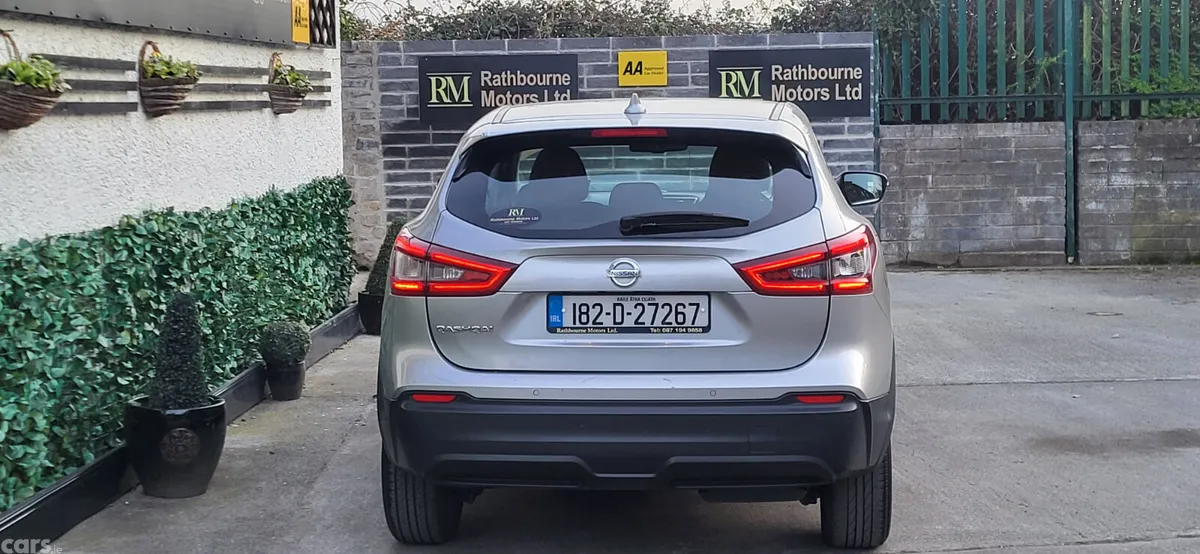 Nissan Qashqai Hatchback, Diesel, 2018, Silver