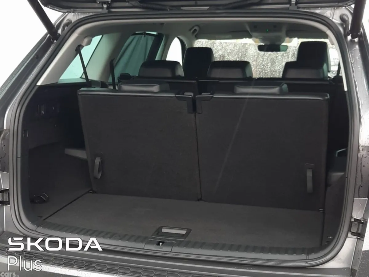 Skoda Kodiaq MPV, Diesel, 2022, Grey