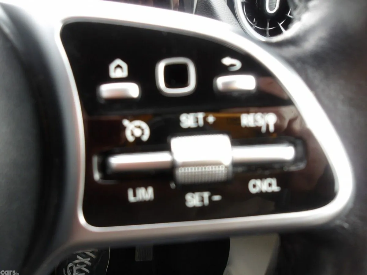 Mercedes-Benz GLA SUV, Diesel, 2022, Grey