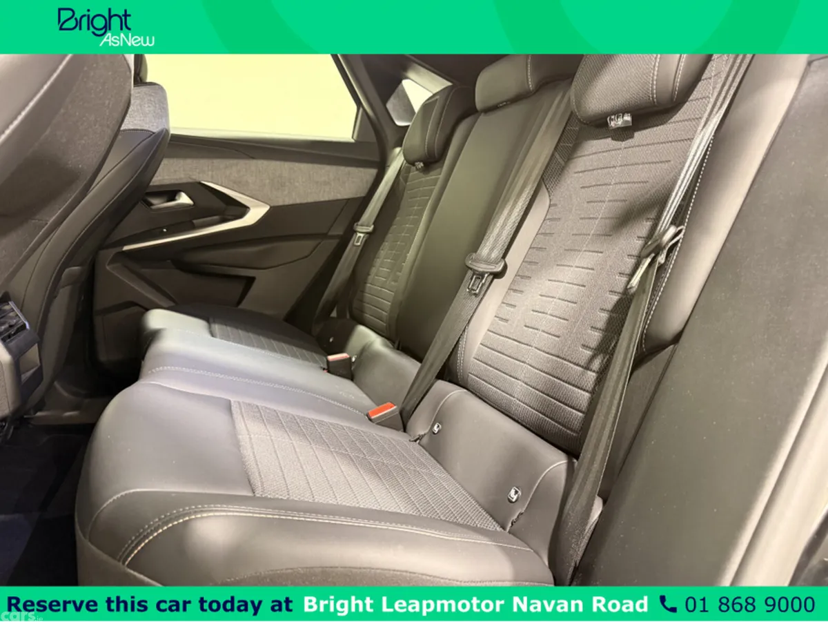 Peugeot 3008 MPV, Petrol Hybrid, 2025, Black