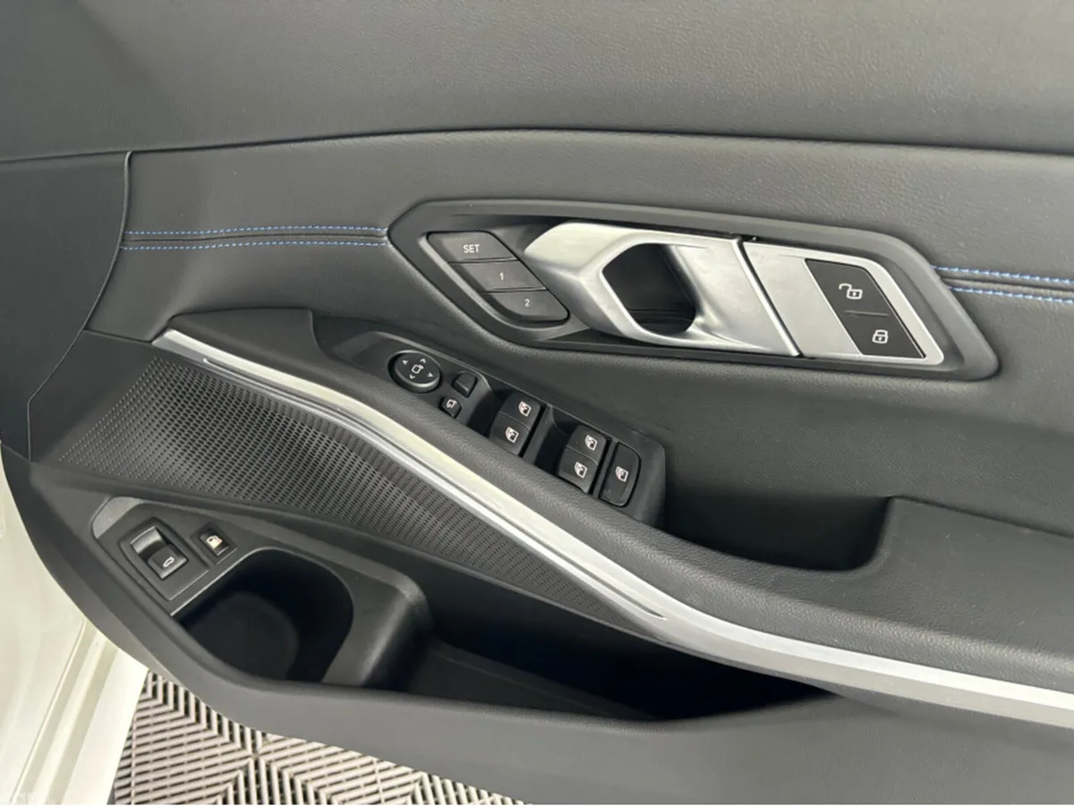 BMW 3-Series Saloon, Petrol Plug-in Hybrid, 2021, White