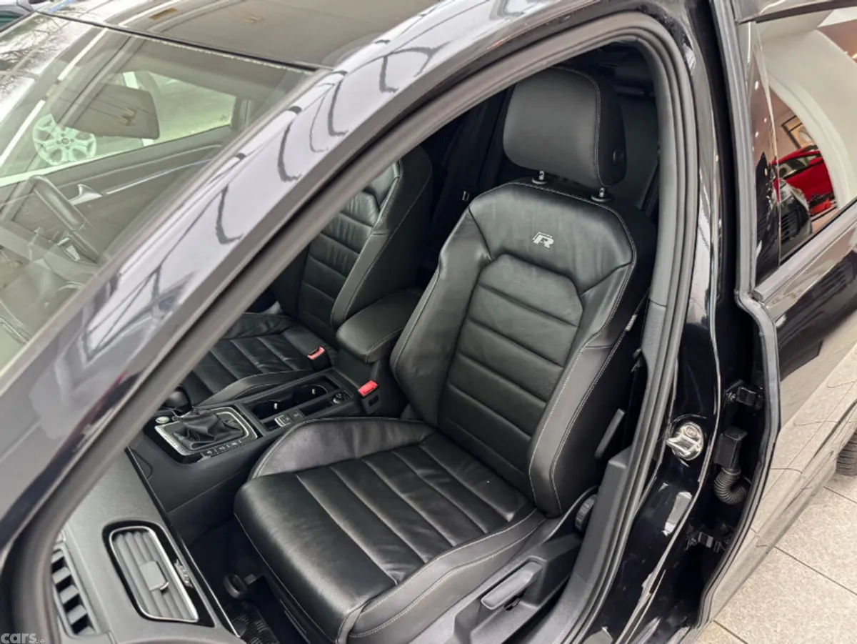 Volkswagen Golf Hatchback, Petrol, 2014, Black