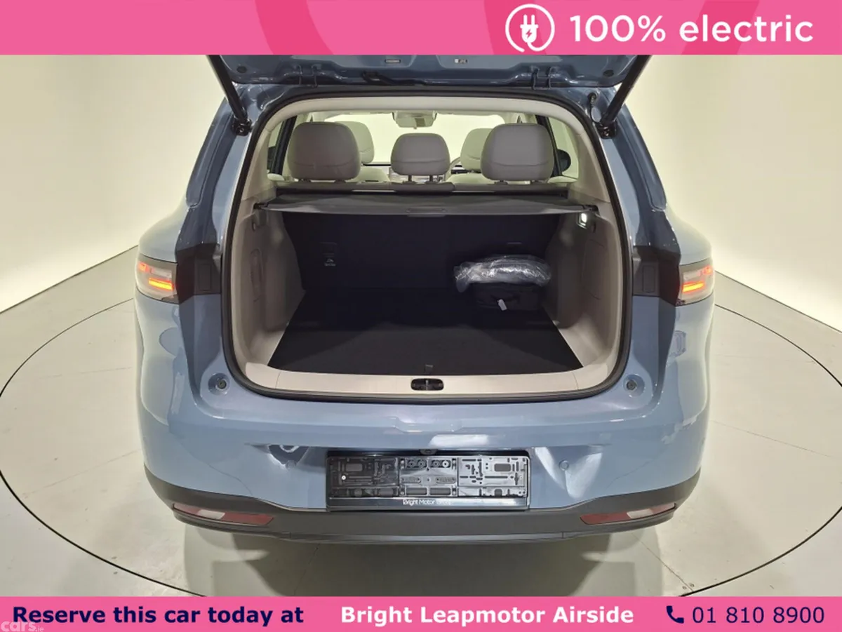 Leapmotor B10 SUV, Electric, 2026, Blue