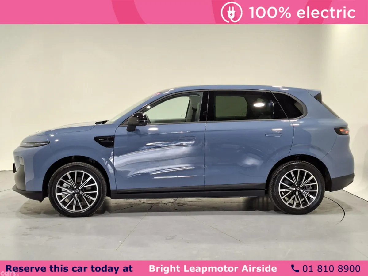 Leapmotor B10 SUV, Electric, 2026, Blue