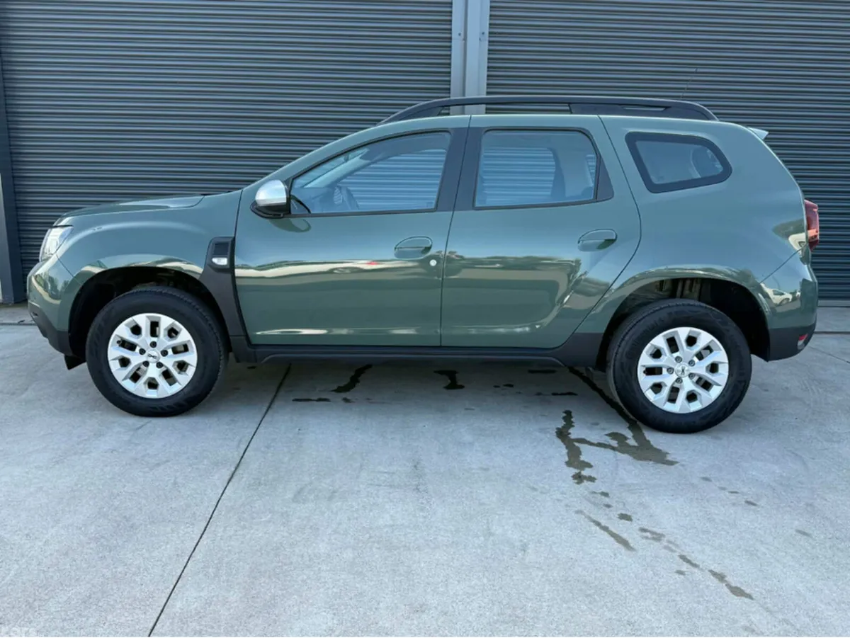 Dacia Duster MPV, Petrol, 2024, Grey