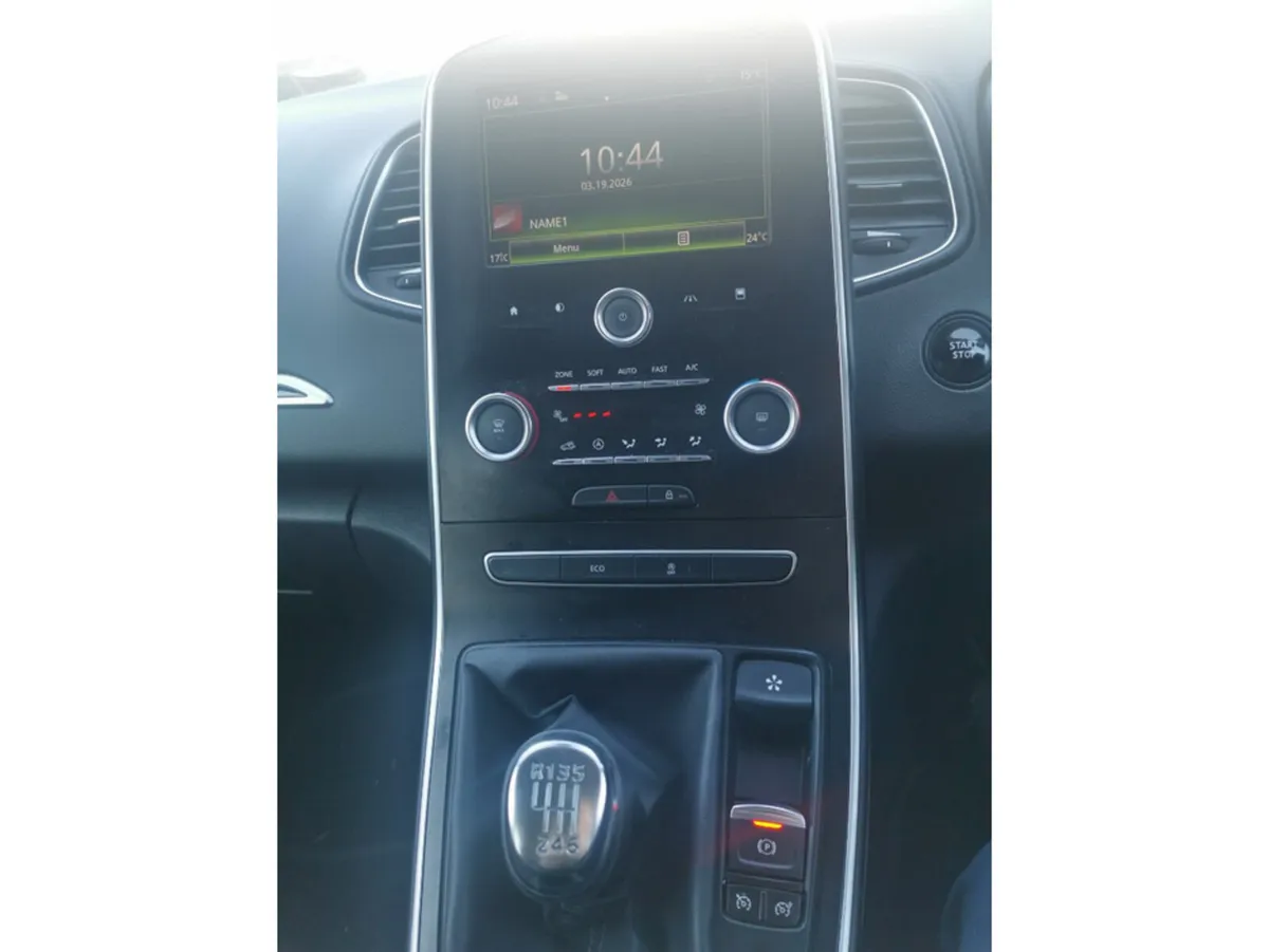 Renault Scenic Hatchback, Diesel, 2018, Blue