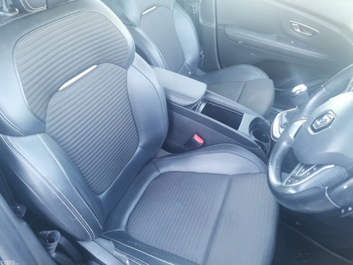 Renault Scenic Hatchback, Diesel, 2018, Blue