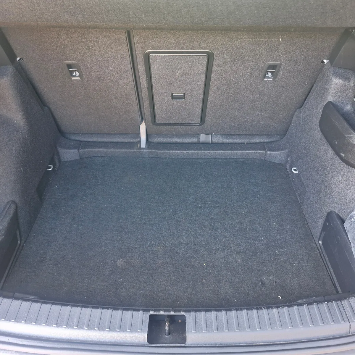Skoda Karoq SUV, Diesel, 2020, Silver