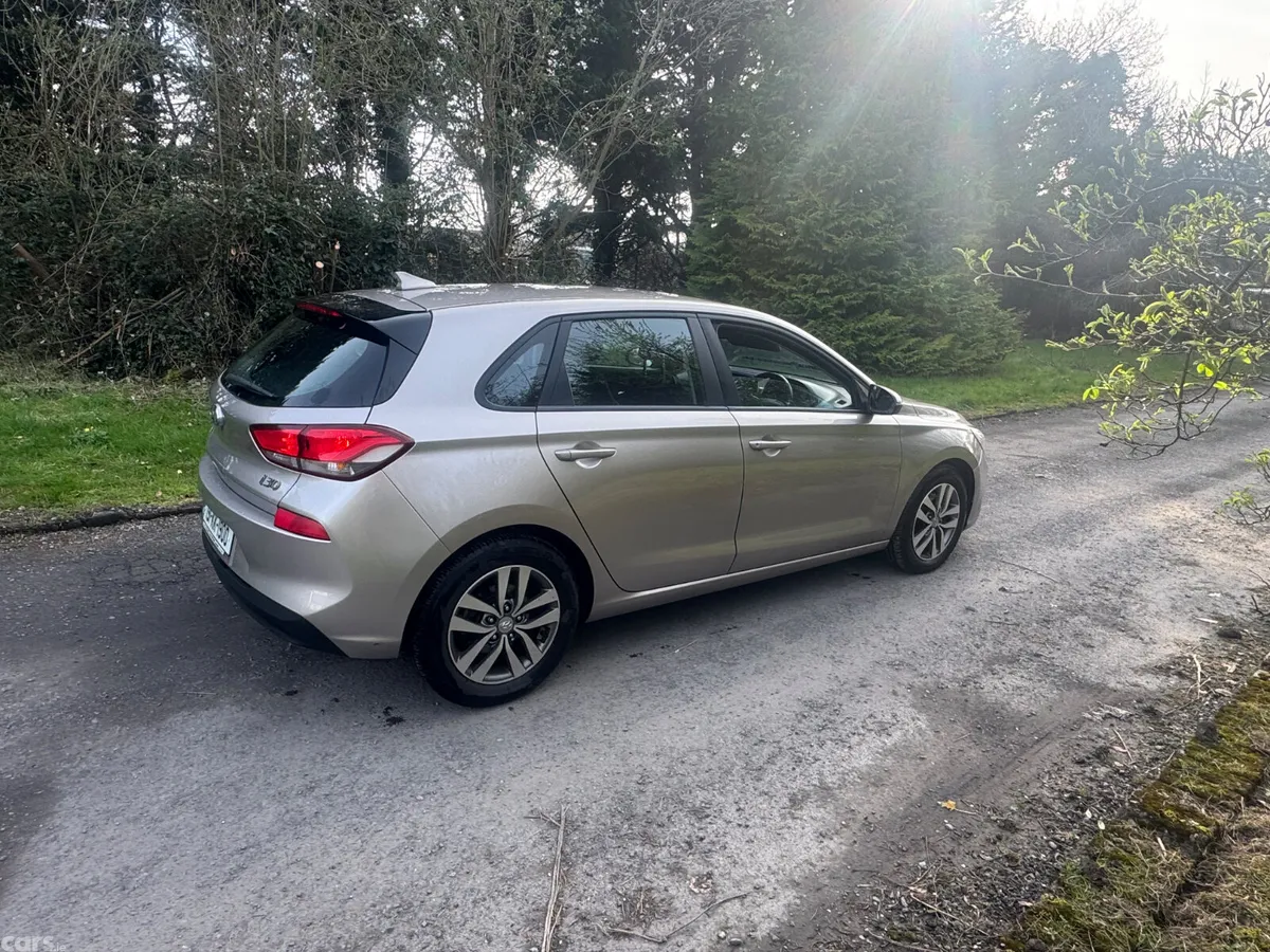 Hyundai i30 Hatchback, Diesel, 2019, White