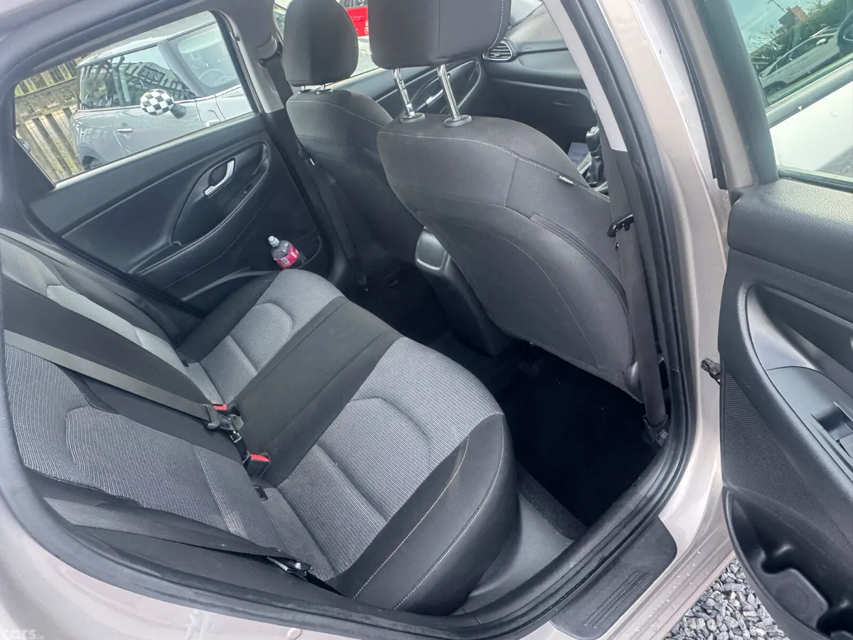 Hyundai i30 Hatchback, Diesel, 2019, White
