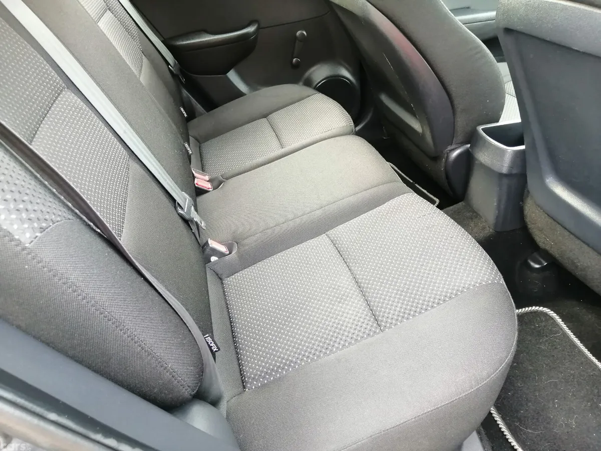 Hyundai i30 Hatchback, Diesel, 2011, Grey