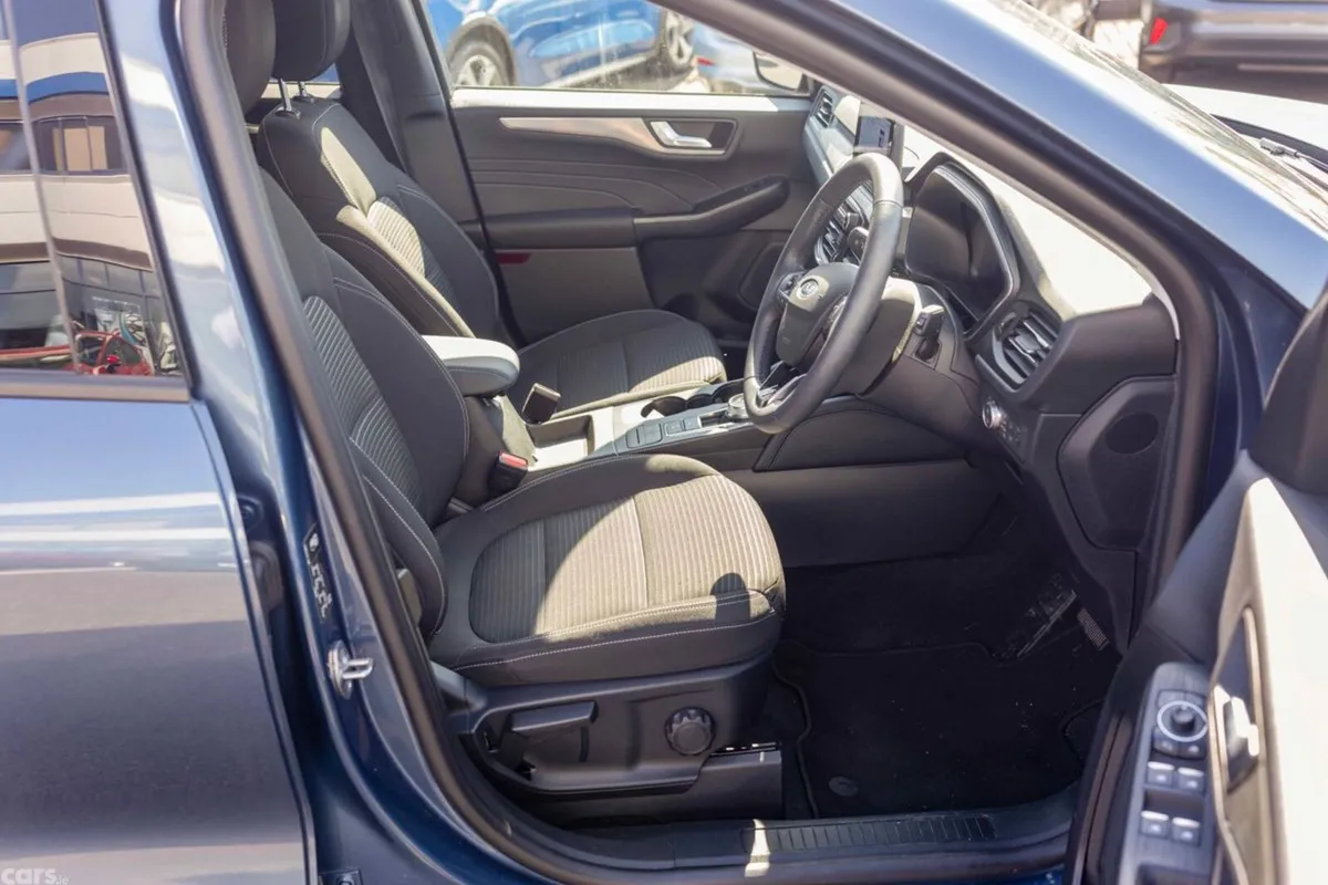 Ford Kuga SUV, Petrol, 2024, Blue
