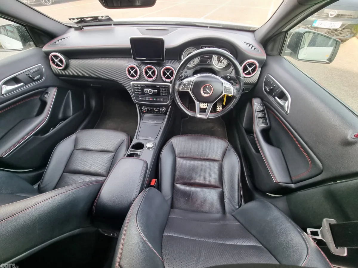 Mercedes-Benz A-Class Hatchback, Petrol, 2013, White