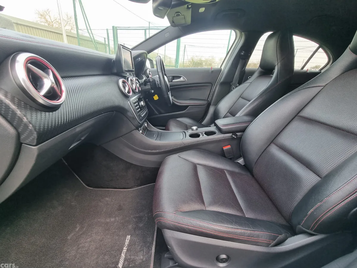 Mercedes-Benz A-Class Hatchback, Petrol, 2013, White