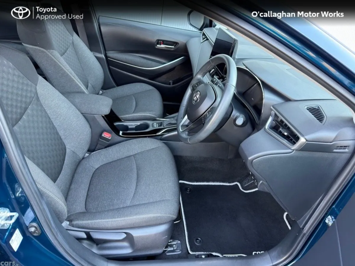Toyota Corolla Saloon, Petrol Hybrid, 2024, Blue