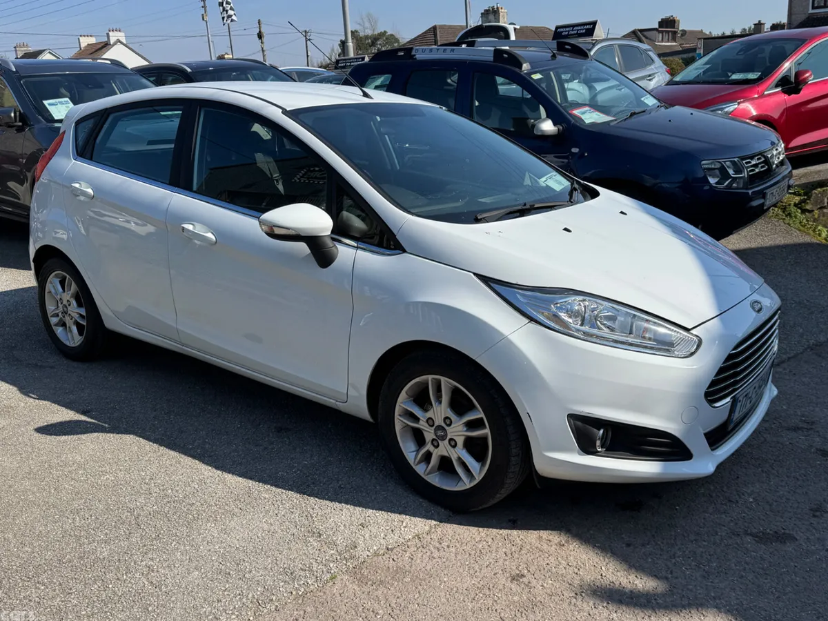 Ford Fiesta Hatchback, Diesel, 2017, White