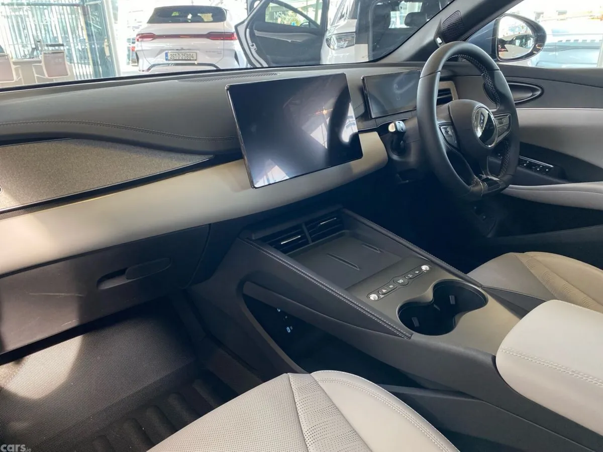 BYD Seal 6 Saloon, Petrol Hybrid, 2027, Blue