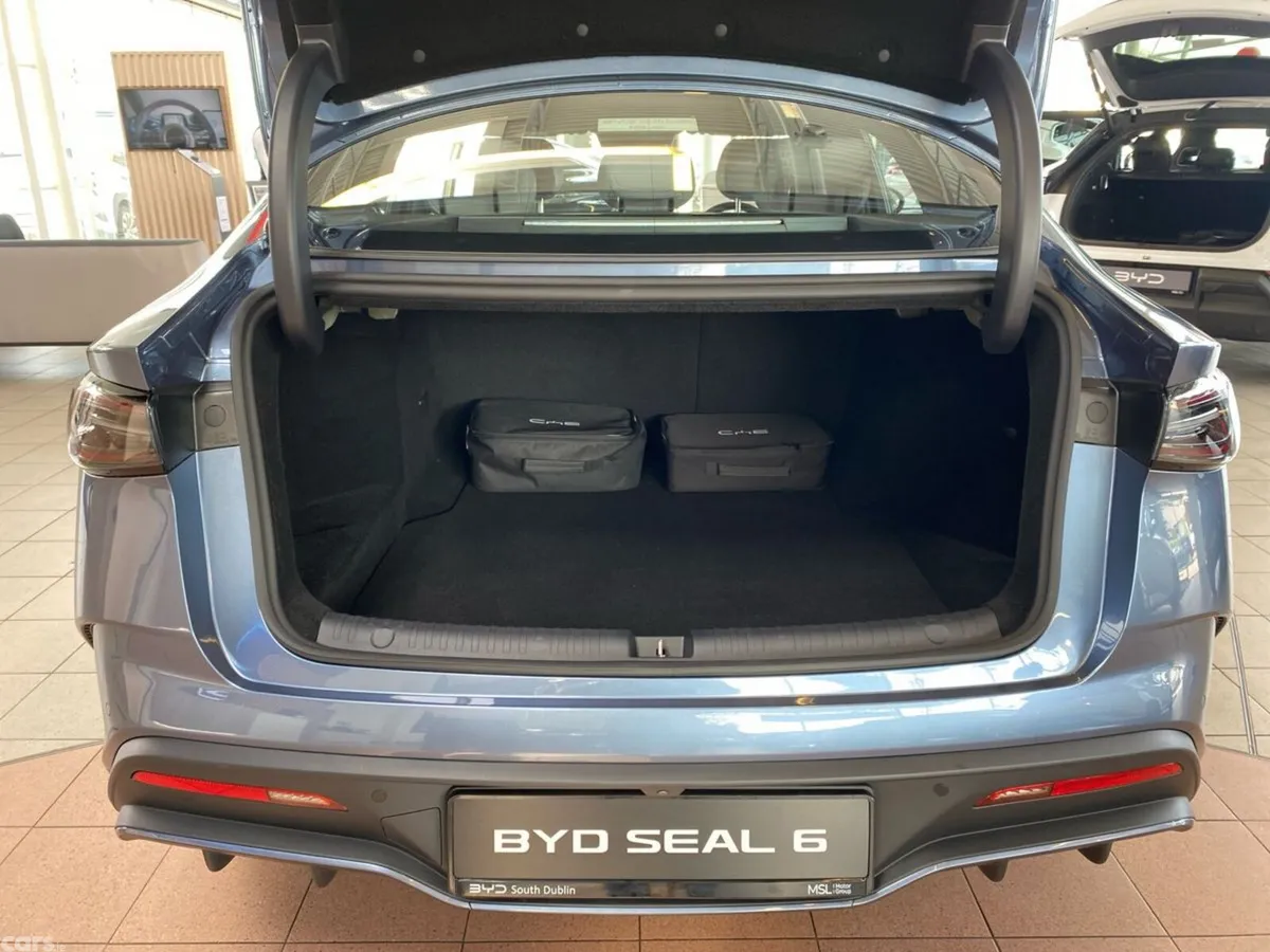 BYD Seal 6 Saloon, Petrol Hybrid, 2027, Blue